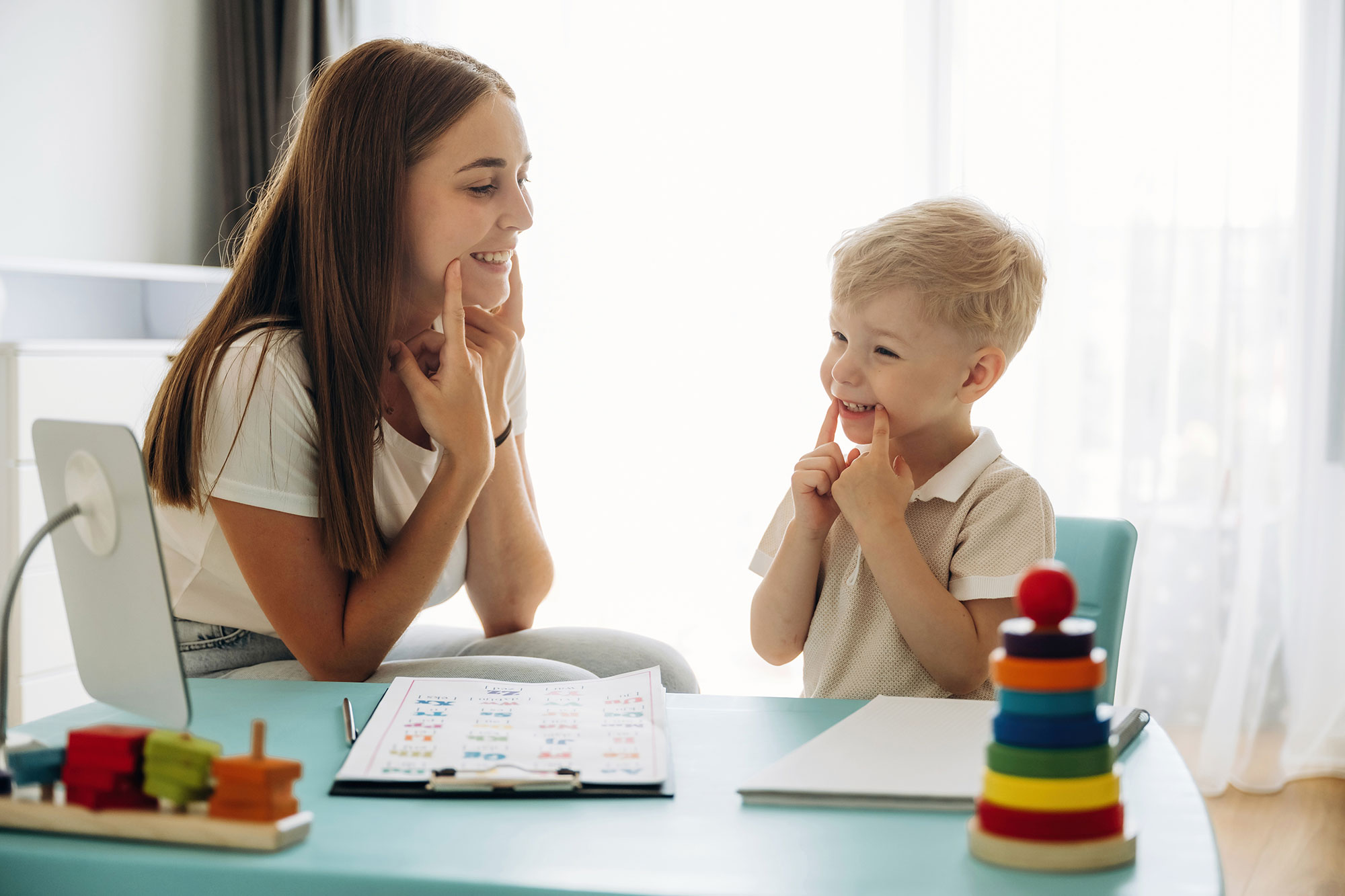 Как научить ребенка говорить