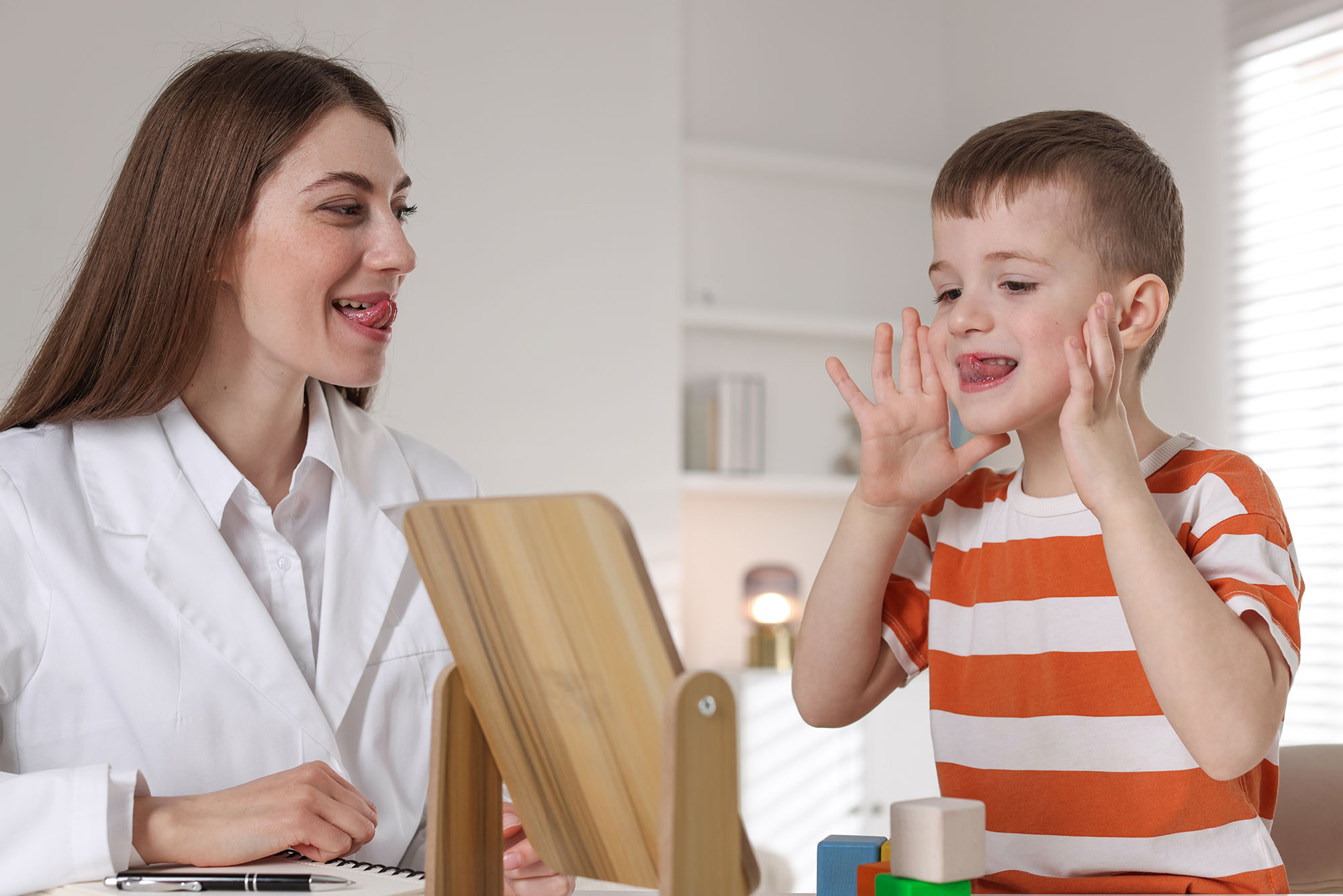 Как научить ребенка говорить букву Р