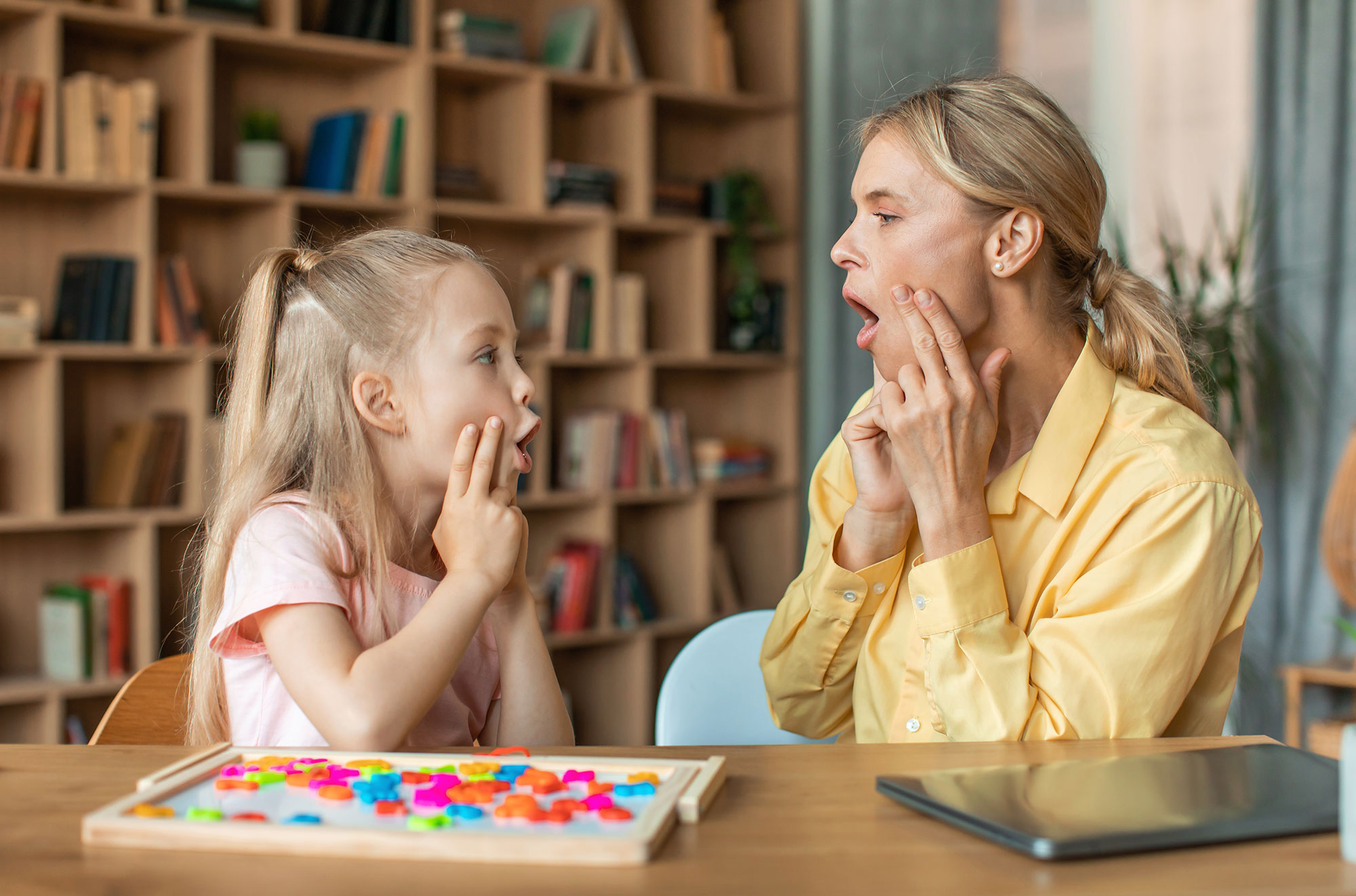 Упражнения на развитие фонематического слуха